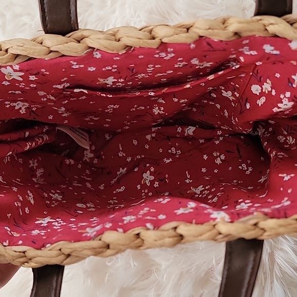 Natural Life Woven Rattan Mini Tote Purse Bag Floral Embroidered Accents EUC - Picture 4 of 12